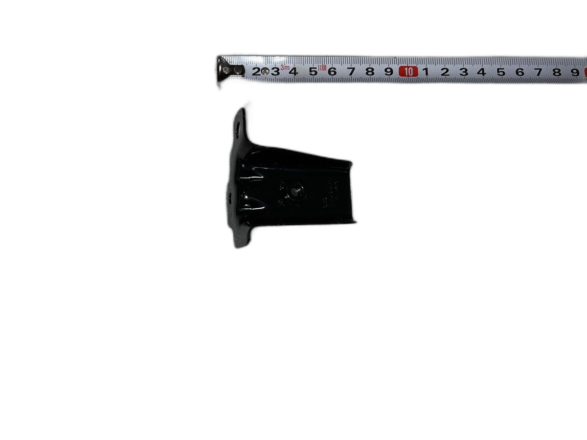 Front grille left installation bracket I - Destroyer 05
