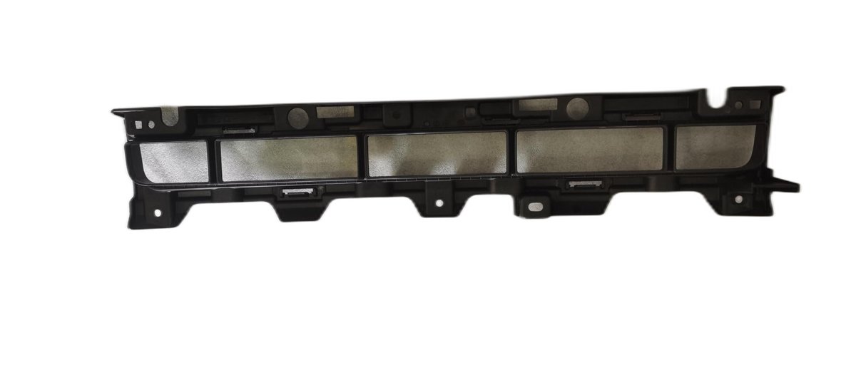 Front Insurance Upper Grille - SEAL 06