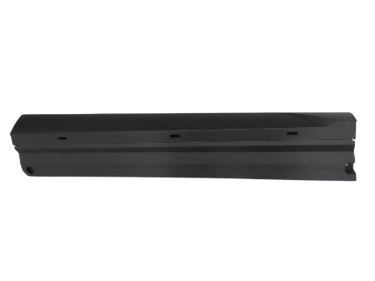 Right front door skirt assembly - NEW Song Pro DM-i
