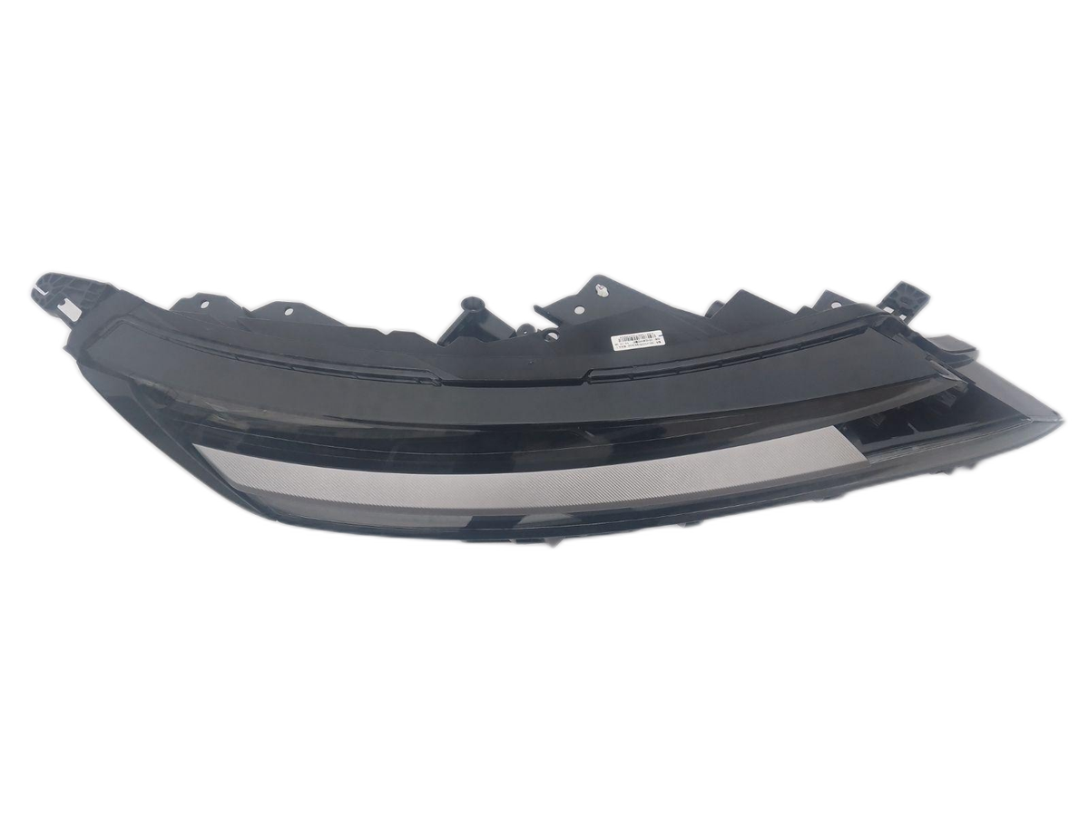 Right Front Center Position Light - TANGL EV,TANGL DM