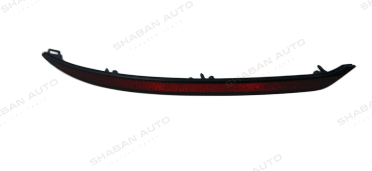 Rear Bumper Reflector — Avatr E12